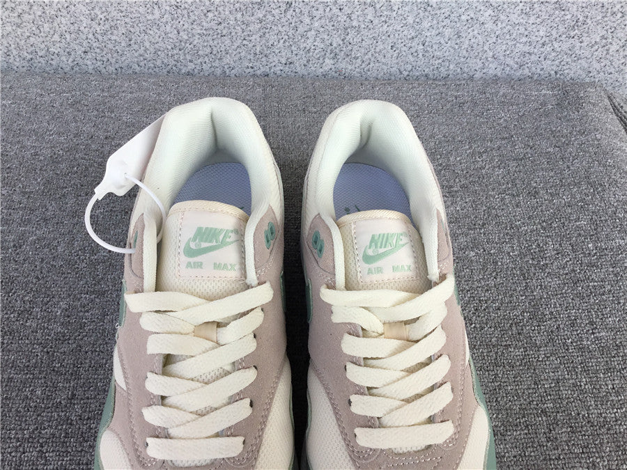 Tênis Nike Air Max 1 Daily Shoes, 'Mica Green