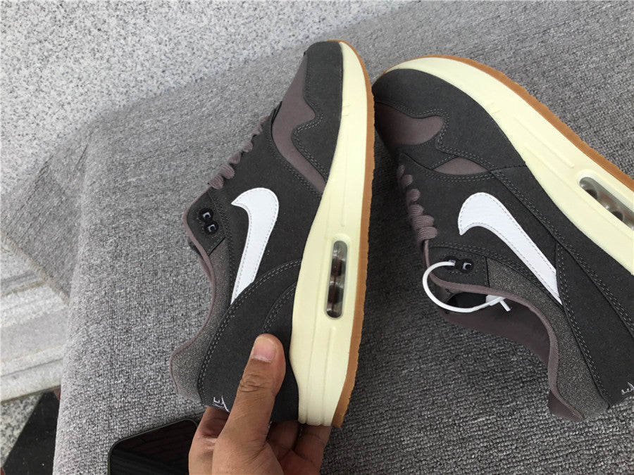 Tênis Nike Air Max 1 Crepe "Soft Grey"