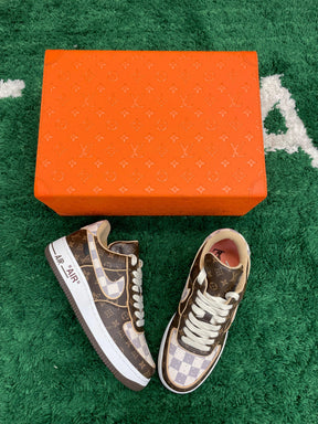 Nike Air Force 1 X Louis Vuitton (Caixa Especial)