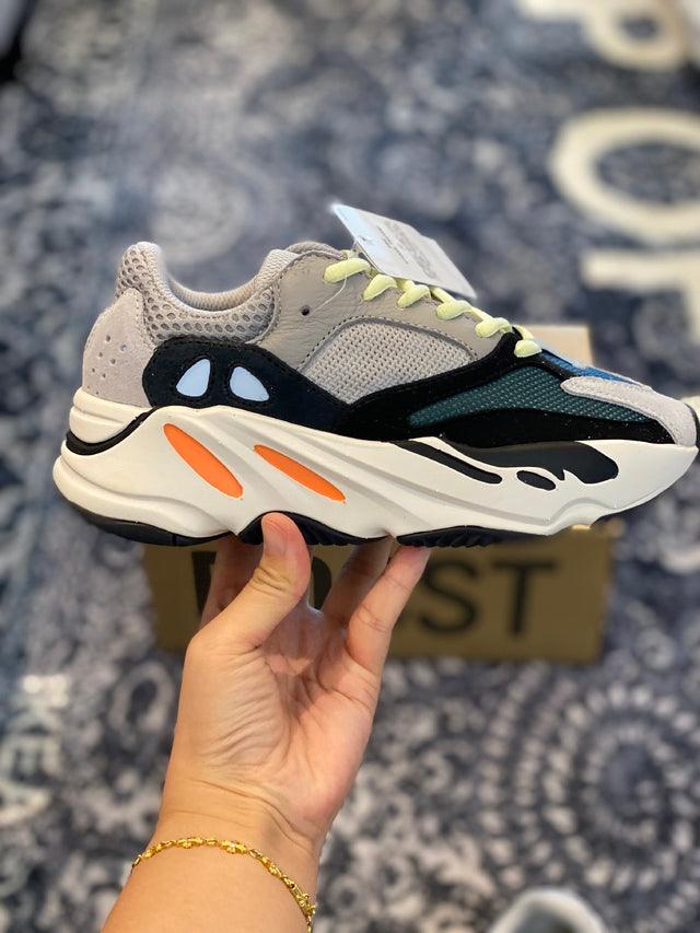 TENIS ADIDAS YEEZY BOOST 700 V1 "WAVE RUNNER"