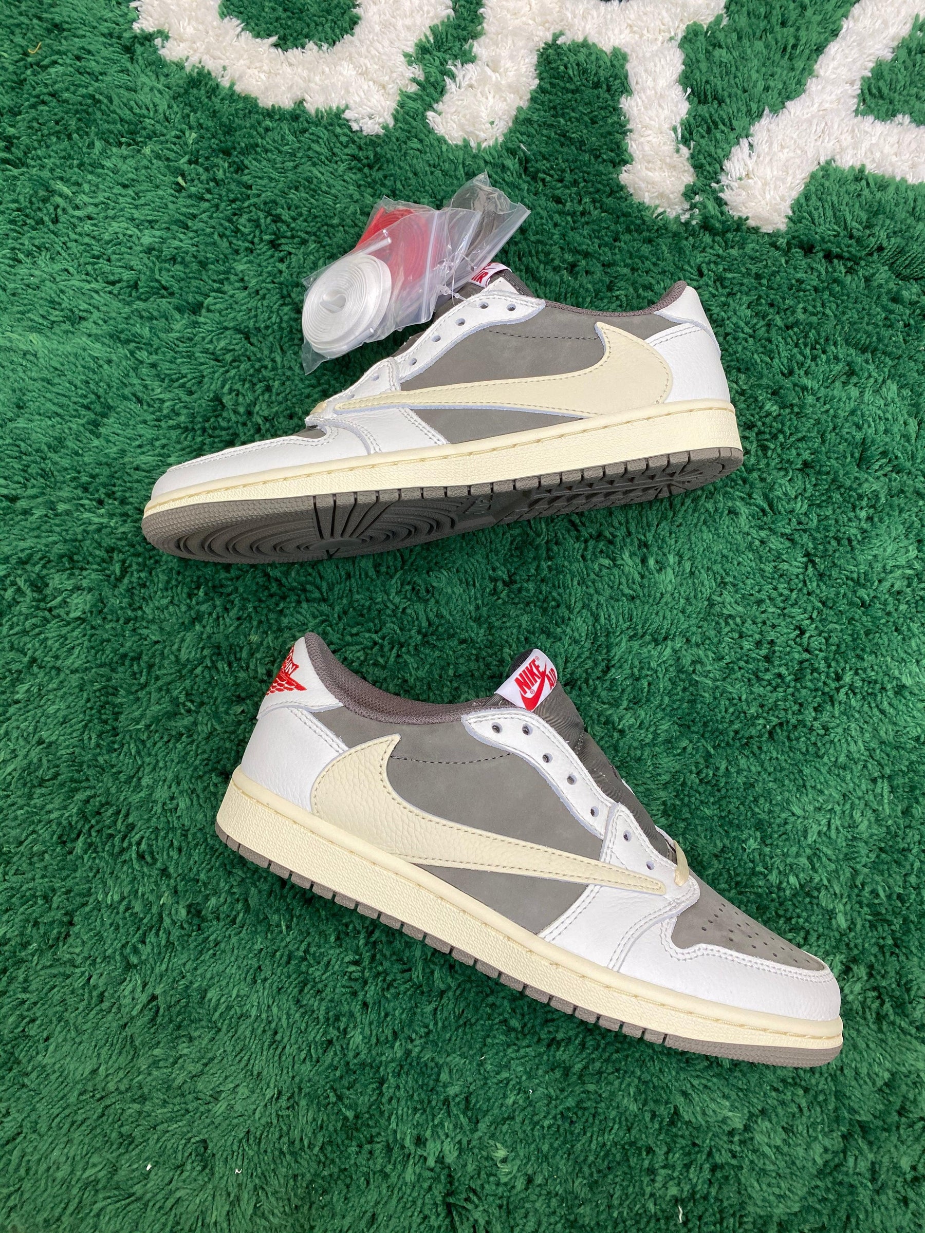 Nike Air Jordan 1 Low x Travis Scott Reverse Mocha