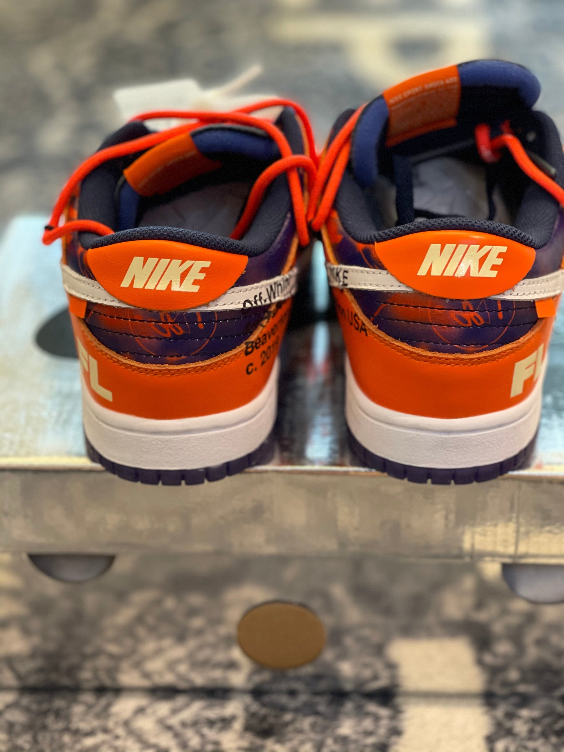 Nike Dunk Low Off-White Futura Syracuse